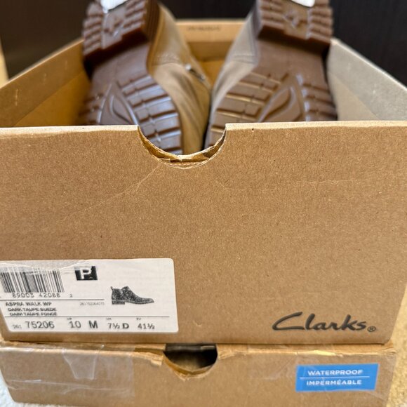 ***NIB*** Clarks Aspra Walk Waterproof ankle boots - Picture 5 of 6